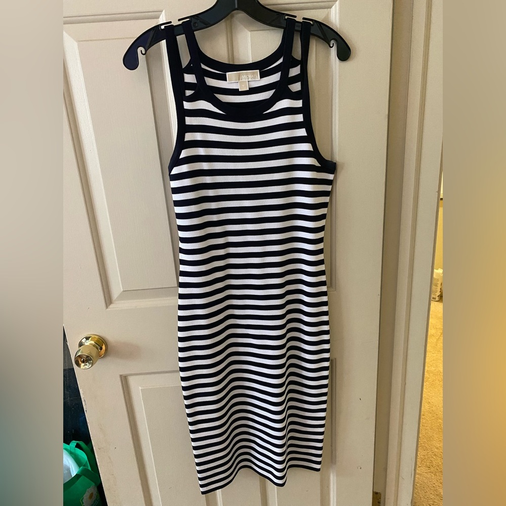 Michael Kors dress size medium